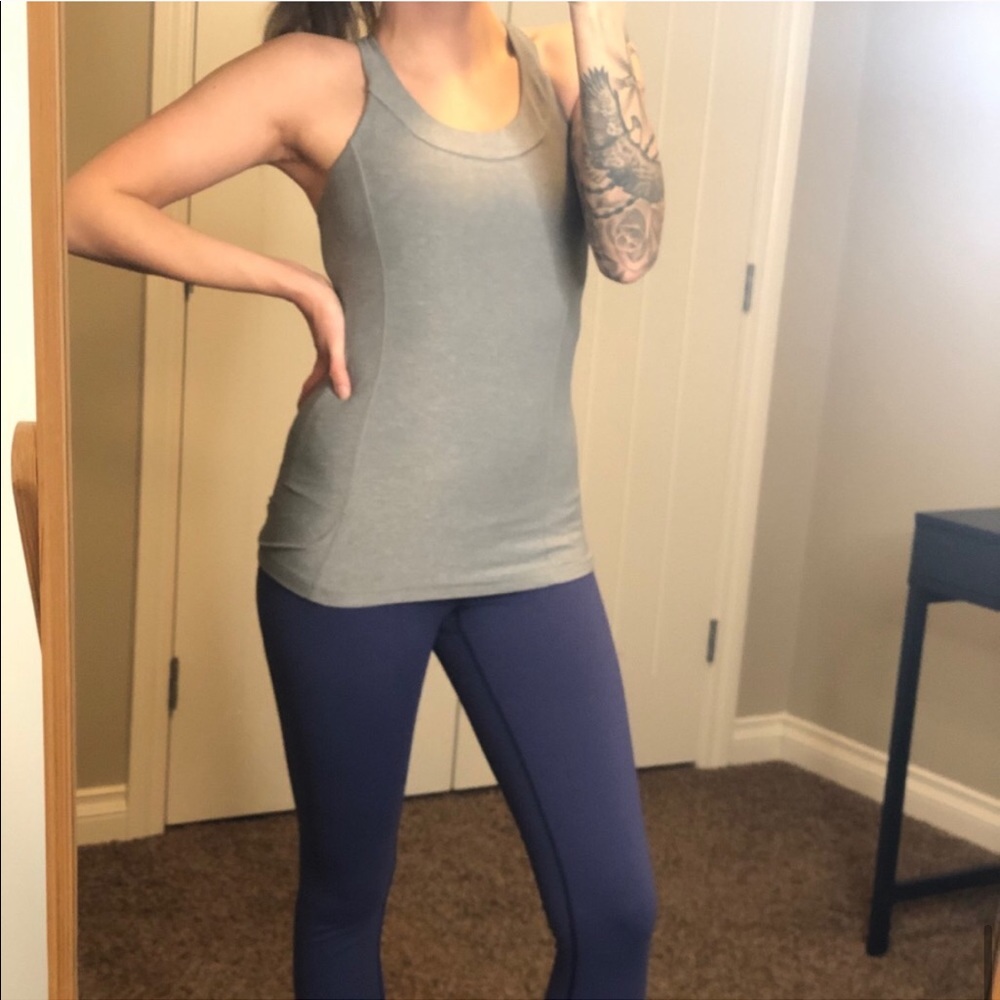 Lululemon Tank 🍋 - Picture 2 of 13